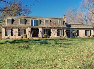 829 Rosewood Dr, Crescent Springs, KY