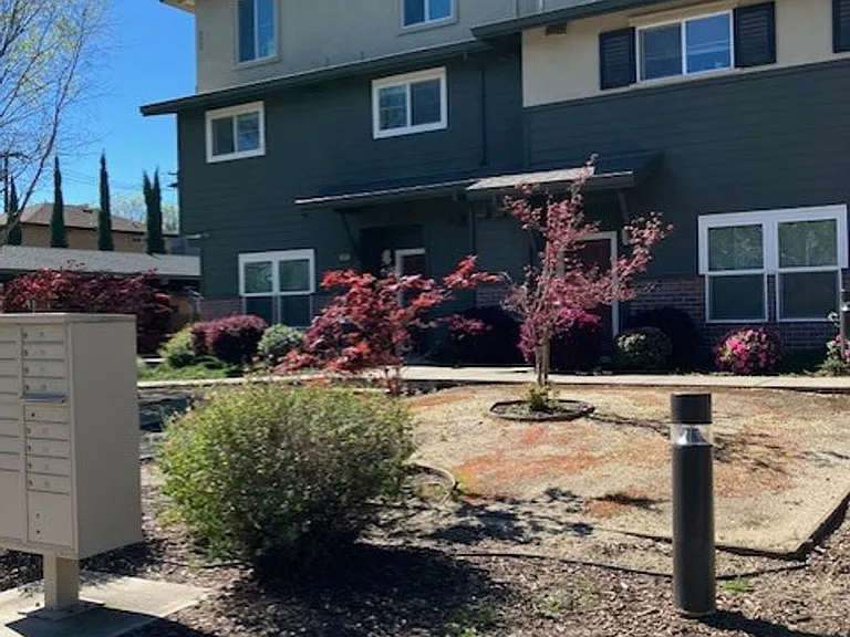 5497 Carlson Dr #5499 — Photo 20