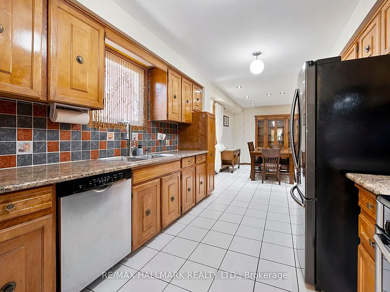 154 Robert Hicks Dr — Photo 17
