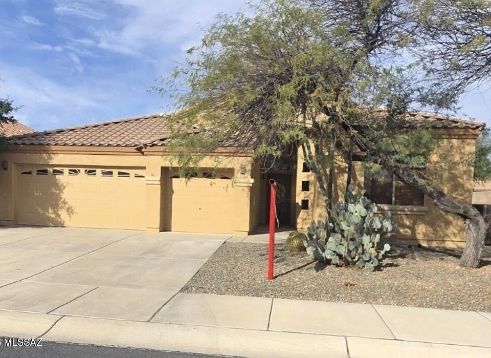 1st image of 8521 N Sand Dune Pl