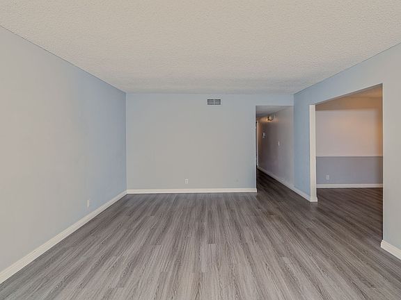 3rd image of 9605 Longden Ave