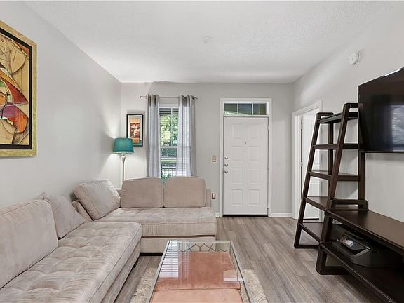 3rd image of 10 Perimeter Summit Blvd NE APT 4131