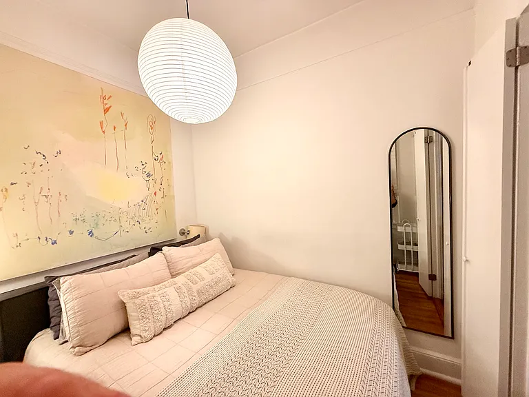51 7th Ave S #5B — Photo 8