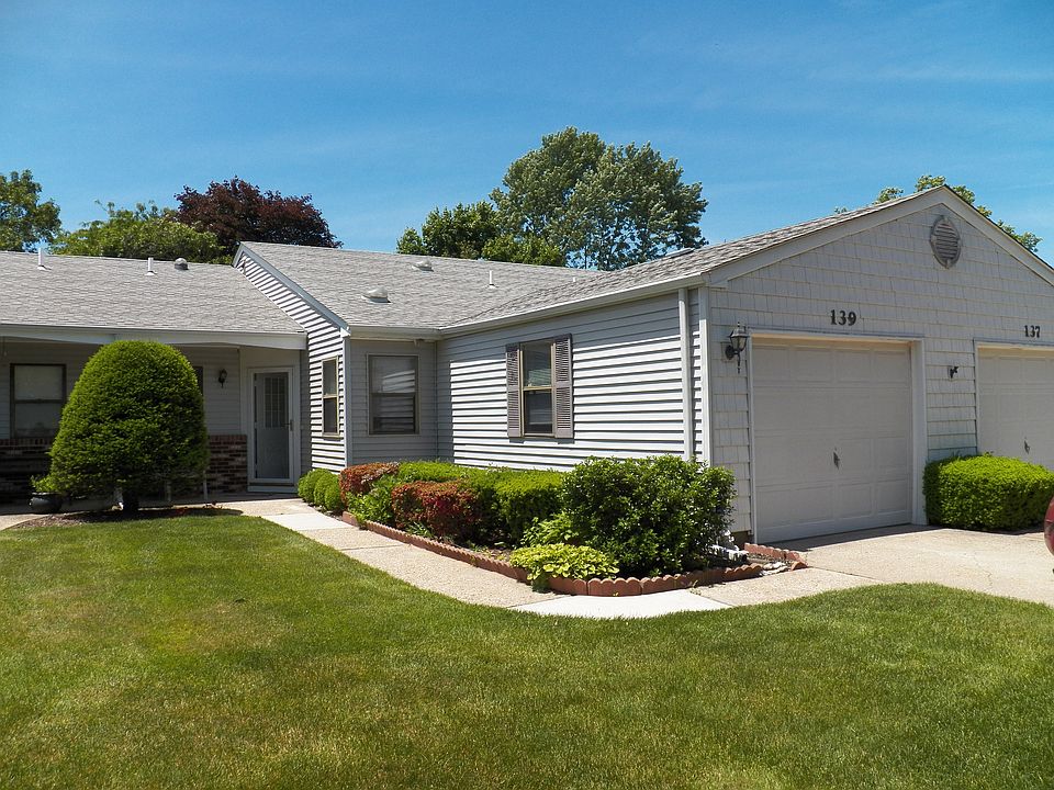 1st image of 139 Knolls Dr