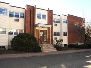 32 Thompson Rd #5B, Manchester, CT 06040