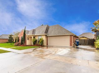 406 Gayle Rd, Carencro, LA 70520