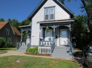 462 Ashland Ave, Elgin, IL 60123