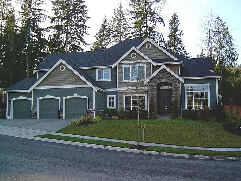 Front on Corner Lot