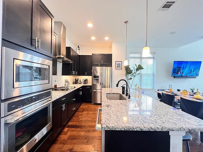 2705 Yellow Jasmine Ln — Photo 14