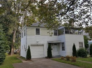 66 Seneca Rd, Rochester, NY 14622