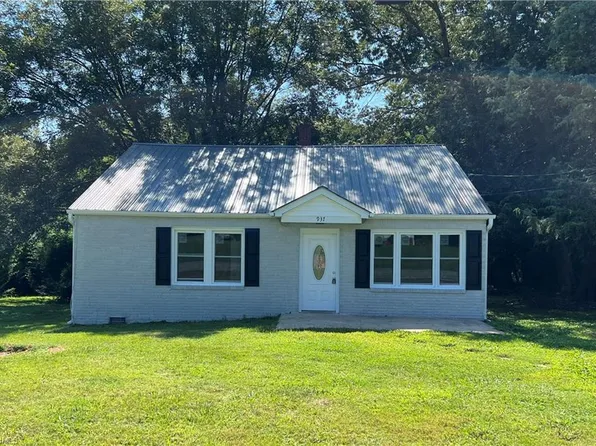 937 Brooklyn Avenue Ext, Ramseur, NC 27316