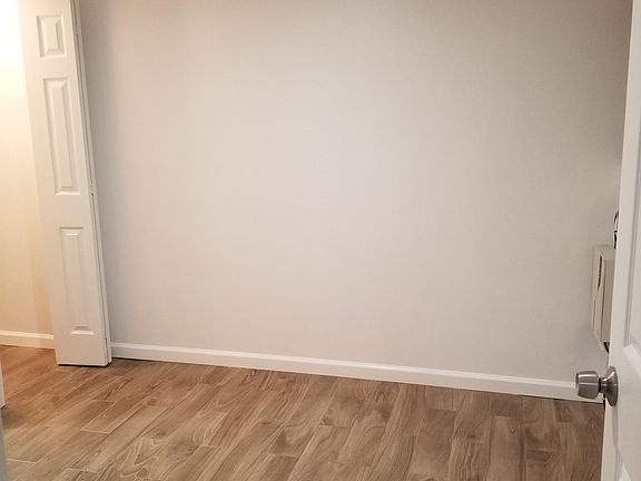 3rd image of 2951 Lexington Ct