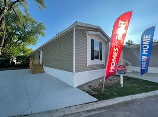 18 Ash Ln, Justice, IL 60458