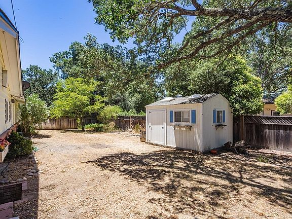 4th image of 5885 Venado Ave