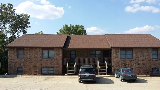 1st image of 2512 Southridge Dr APT A