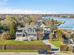 52 Exchange Pl, Westhampton Beach, NY 11978