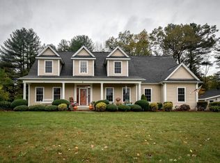 6 Rice St, Hopkinton, MA 01748