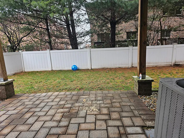531 Roff Ave #A — Photo 41