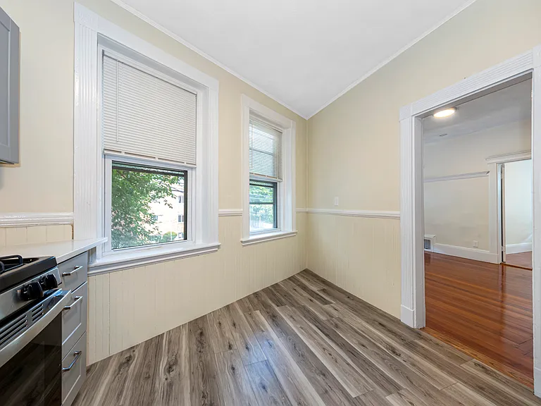 44 Brackett St #2 — Photo 9