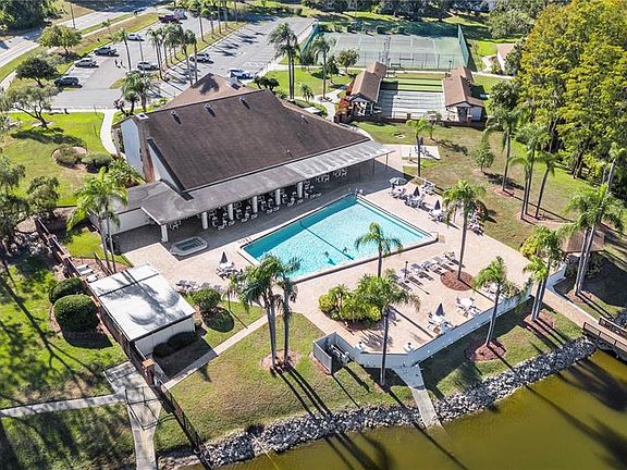 5th image of 9309 Trowbridge Ct