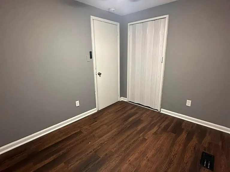 821 Desoto Pl — Photo 3