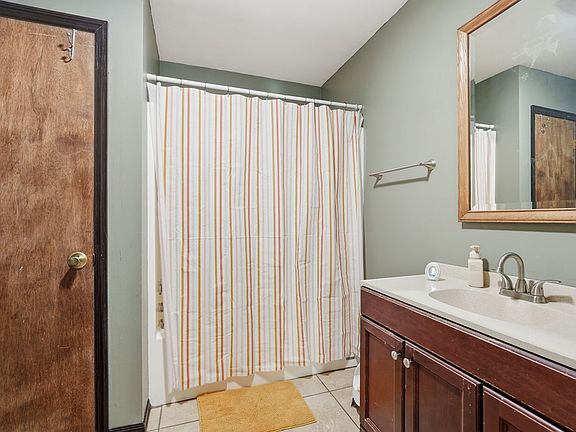 5th image of 3291 Cumberland Lakes Dr