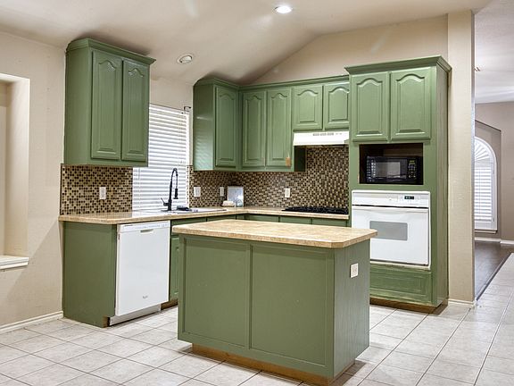 Kitchen with gas range