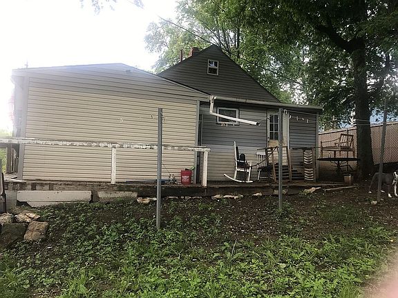 3rd image of 5908 E 32nd St