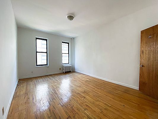 1st image of 313 E 93rd St APT 3B