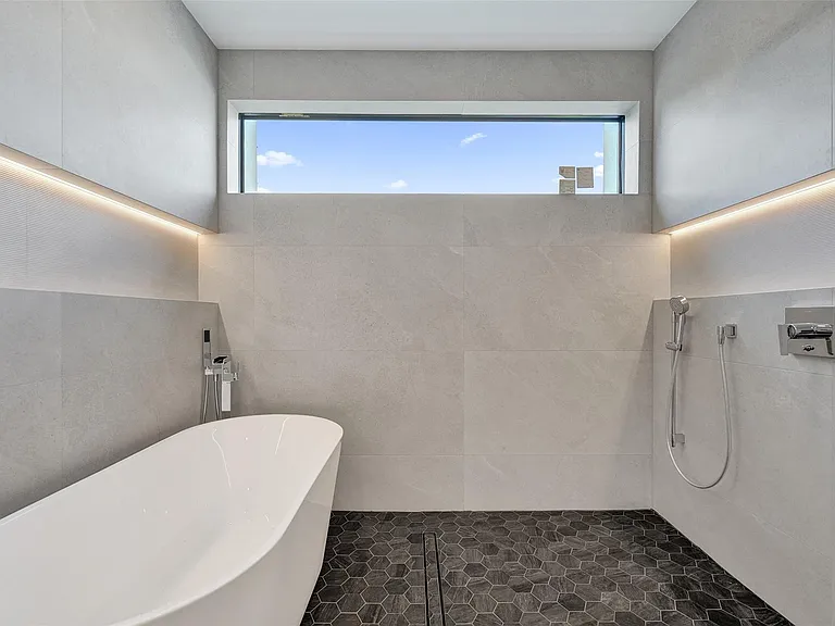 1525 NE 15th Ave — Photo 32