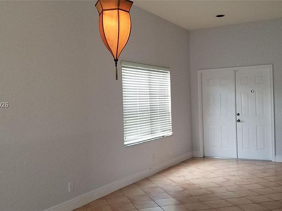 3rd image of 1101 Tupelo Way