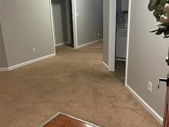 5th image of 360 Bubble Creek Ct Unit 11