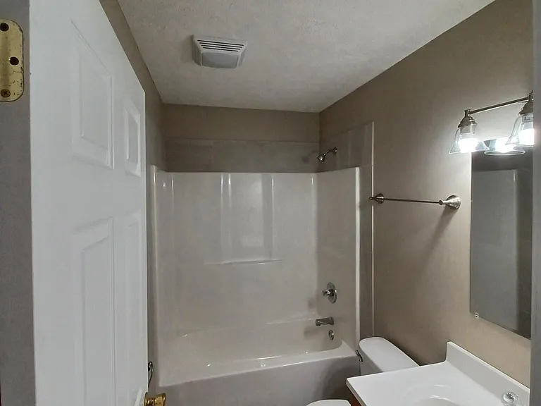 591 Joshua Dr — Photo 12