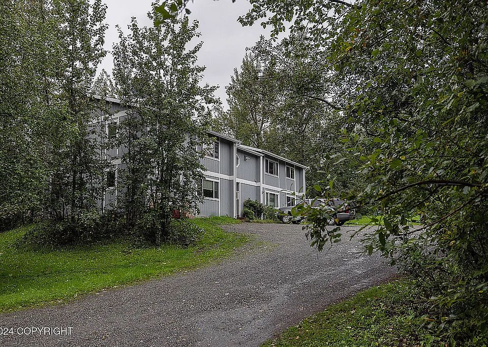 1st image of 1051 E Snohomish Ave APT 3