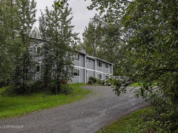 1051 E Snohomish Ave #1, Wasilla, AK 99654