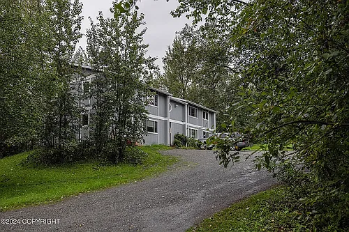 1051 E Snohomish Ave #1 Photo 1