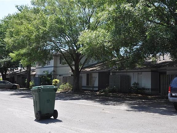 4th image of 943 Butterfly Blvd