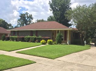 8711 Sharlane Dr, Baton Rouge, LA 70809