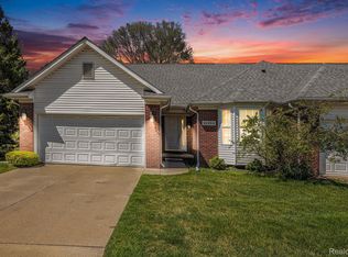 11393 Dora Dr, Sterling Heights, MI 48314