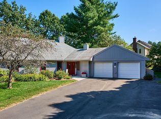 19 Baldwin Ln, Amherst, MA 01002