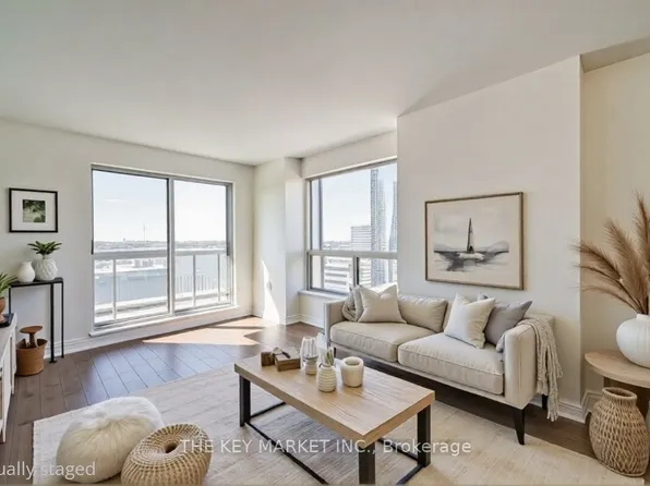 21 Hillcrest Ave #2007, Toronto, ON M2N 7K2