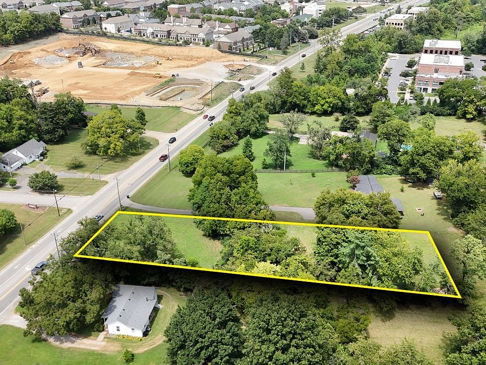 1st image of 540 Franklin Rd