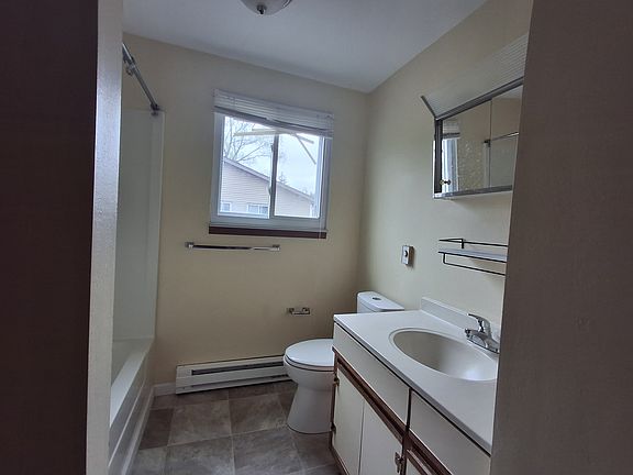 5th image of 35 Park Ave #4
