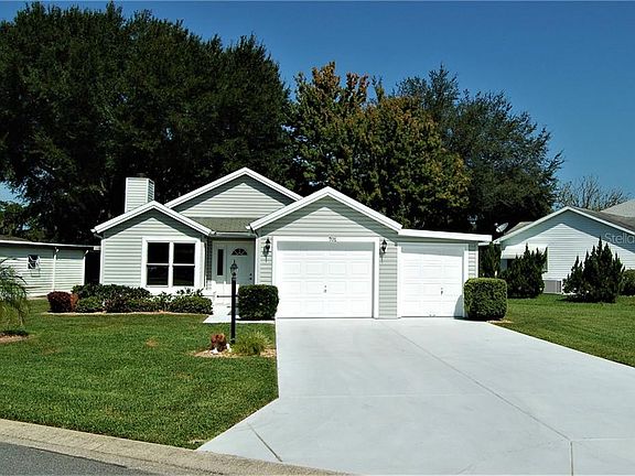 2nd image of 701 Turnberry Ln