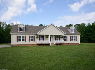 435 Tripp Rd, Lexington, NC 27292