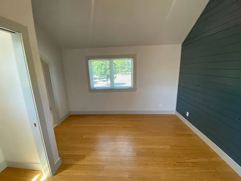 3 Bedroom 2 bath home Whiteaker home near parks — Photo 14