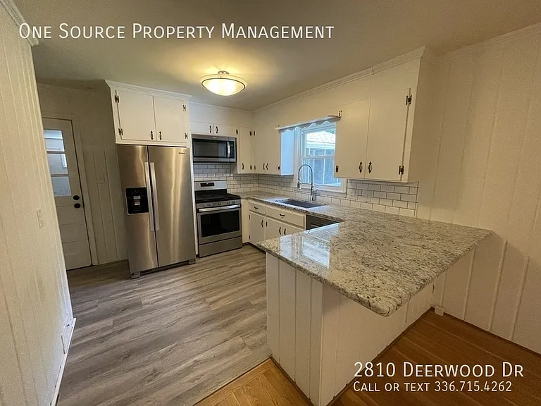 2810 Deerwood Dr — Photo 10