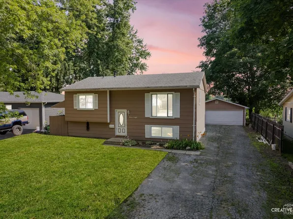 1108 E 5th St, Sandwich, IL 60548