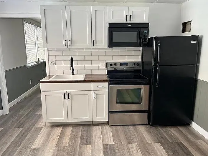 28 S Main St #2
