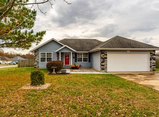 5372 W Page St, Springfield, MO 65802